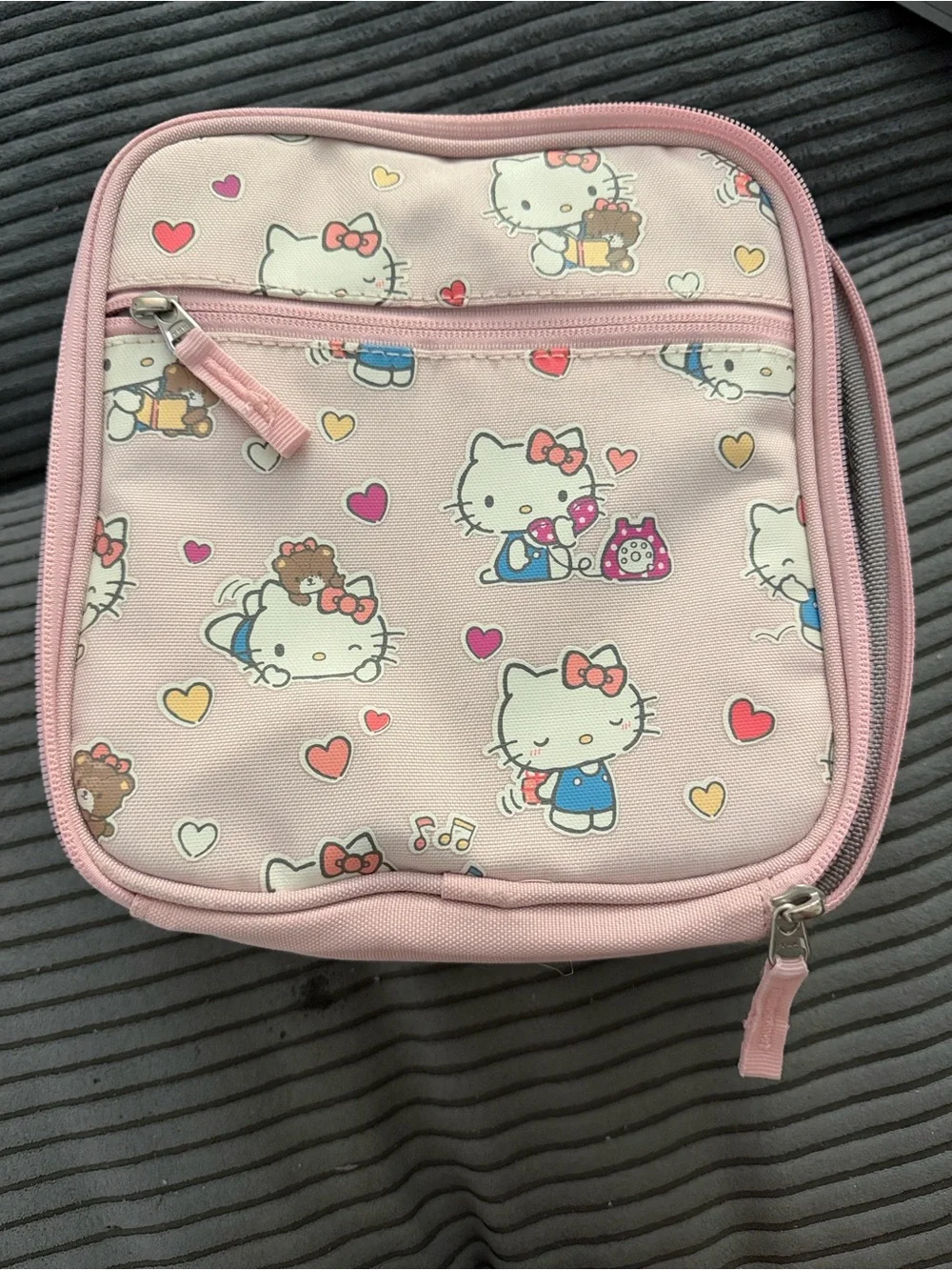 Hello Kitty® Hearts Glow-In-The-Dark Mackenzie Classic Lunch Box